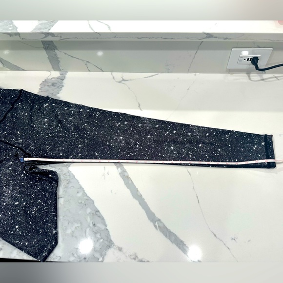 EUC Peloton Jewels in Space High Waisted Reversible Leggings - large - Picture 10 of 14